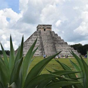 (TE59) Chichen Itza & Valladolid